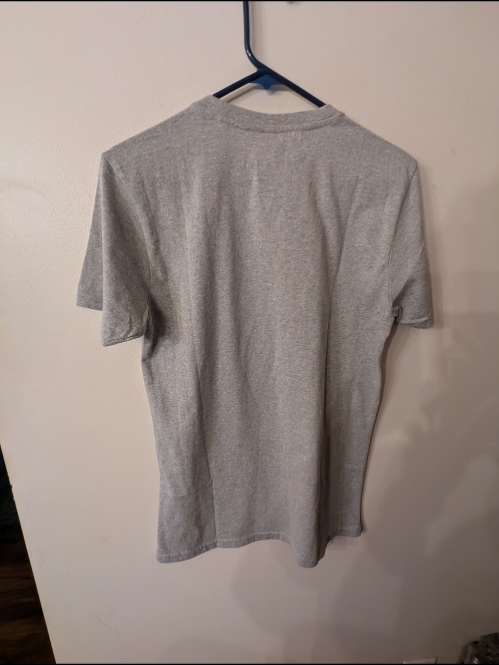 Disney Stitch "Ohana Means Family" Gray T-Shirt M - Picture 2 of 7